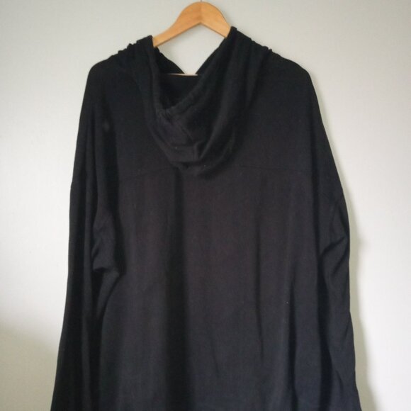 No Boundaries Love 82 Black Hoodie "Chill Out" Glow in Dark Vinyl - Picture 3 of 4